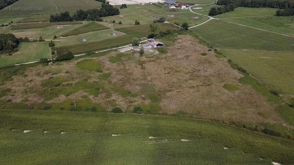 Maison à LA CHAPELLE-NAUDE