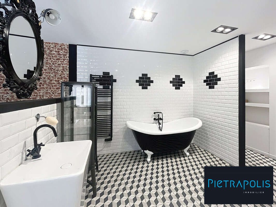 Maison 203 m² à Corcelles-Les-Monts  - photo 8
