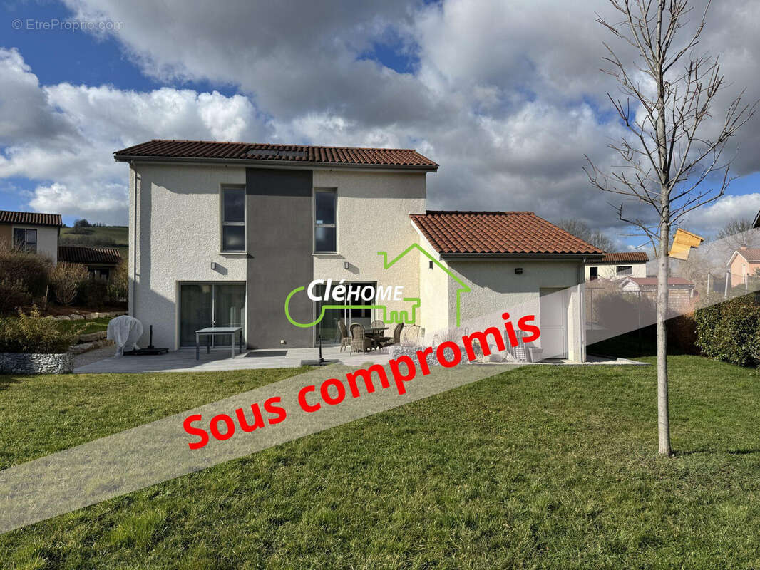 Maison à SAVIGNY