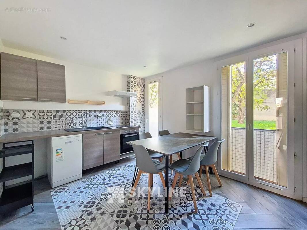 Appartement à MARSEILLE-9E