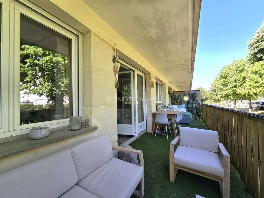 Appartement à SAINT-MAUR-DES-FOSSES