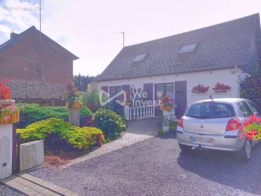 Maison à AVESNELLES