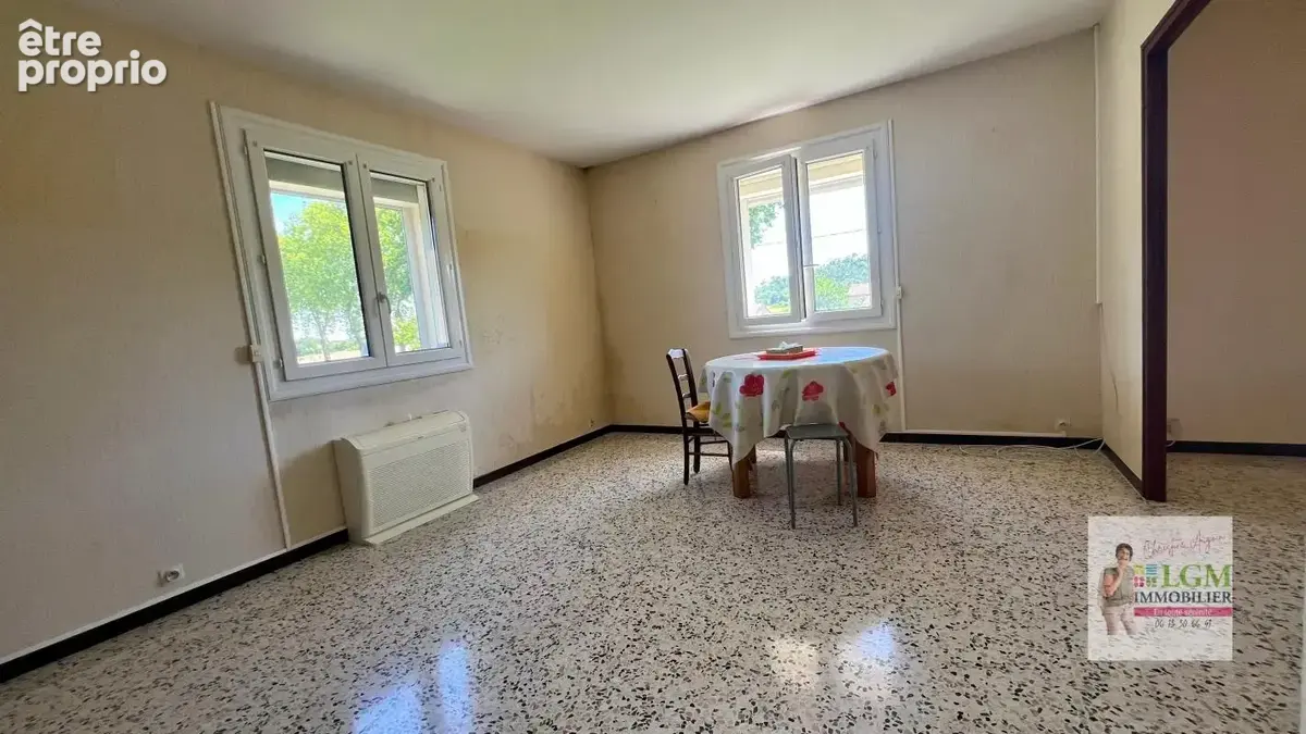 Idéal artisan, indépendant ou famille-maison avec garages et terrain à Cardet - photo 7