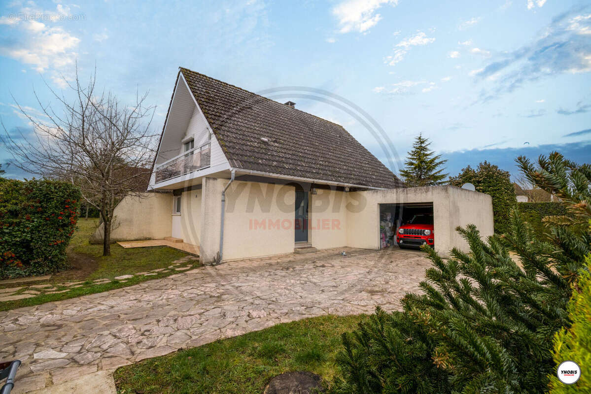 Maison à CHAPET