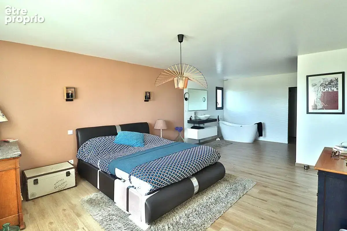 Villa contemporaine 5 pièce(s) 150 m2 sur un terrain de 1000m² avec piscine - photo 7