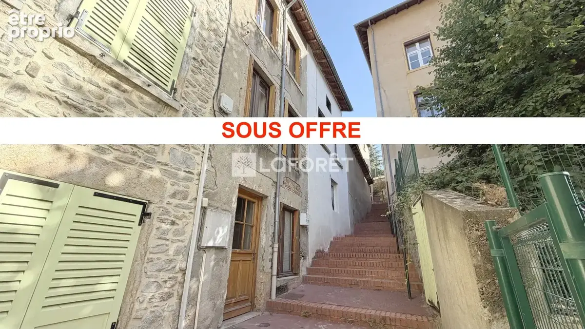Maison à COURZIEU