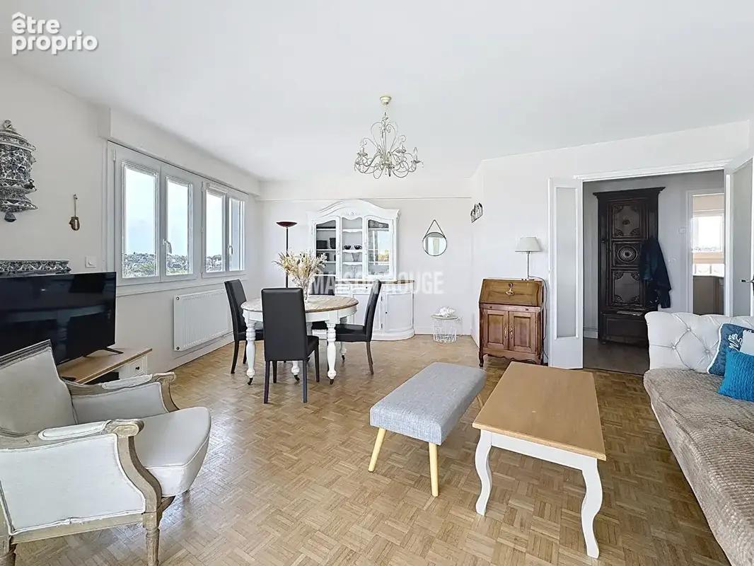 appartement-t3-renove-vue-mer-loggia-rochebonne-saint-malo - photo 5
