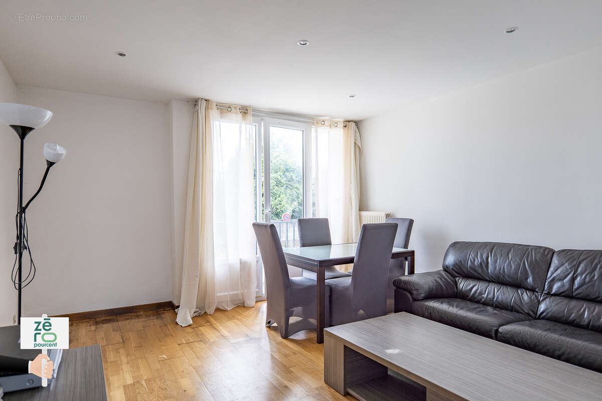 Appartement à SAINT-SEBASTIEN-SUR-LOIRE