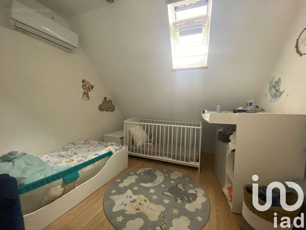 Photo 9 - Maison à VILLEBLEVIN