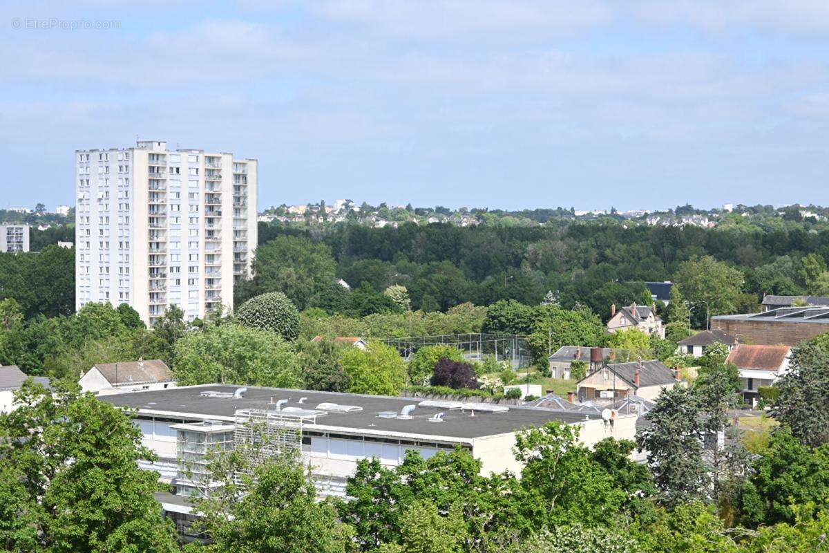 Appartement à SAINT-PIERRE-DES-CORPS