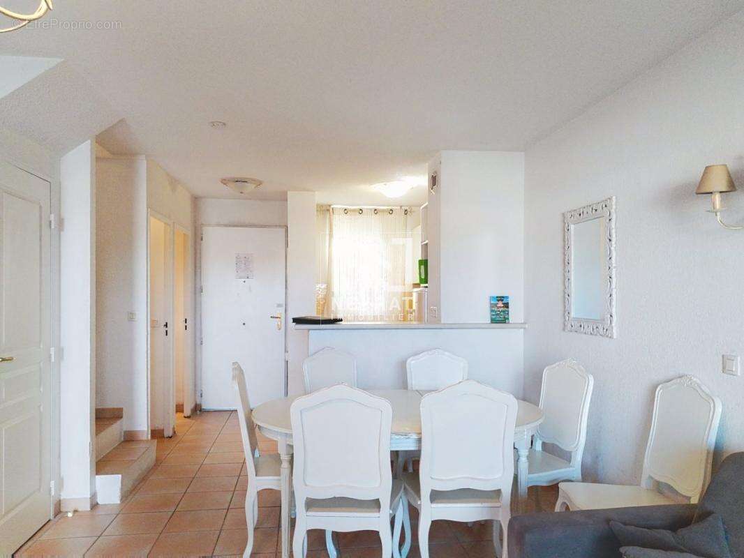 Appartement à MONTAUROUX