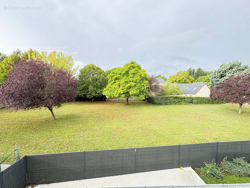 Maison à SAINT-CLEMENT-DES-LEVEES