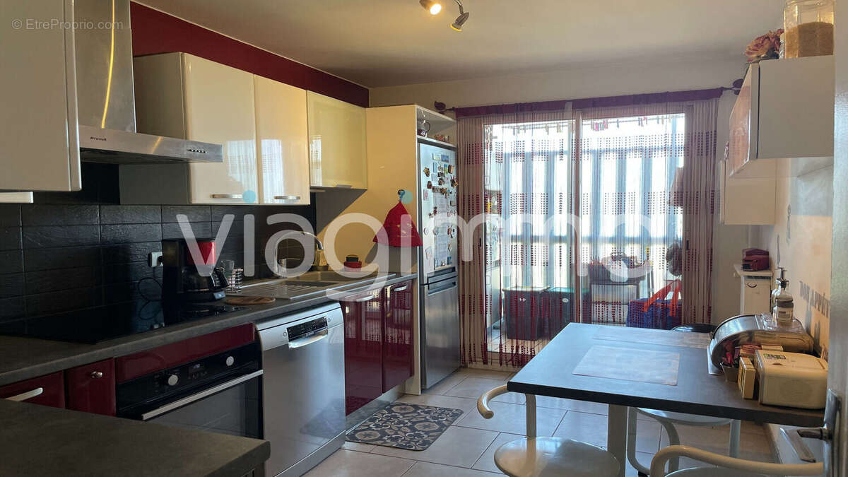 Appartement à MARSEILLE-10E