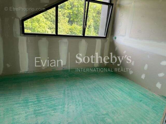 Appartement à NEUVECELLE