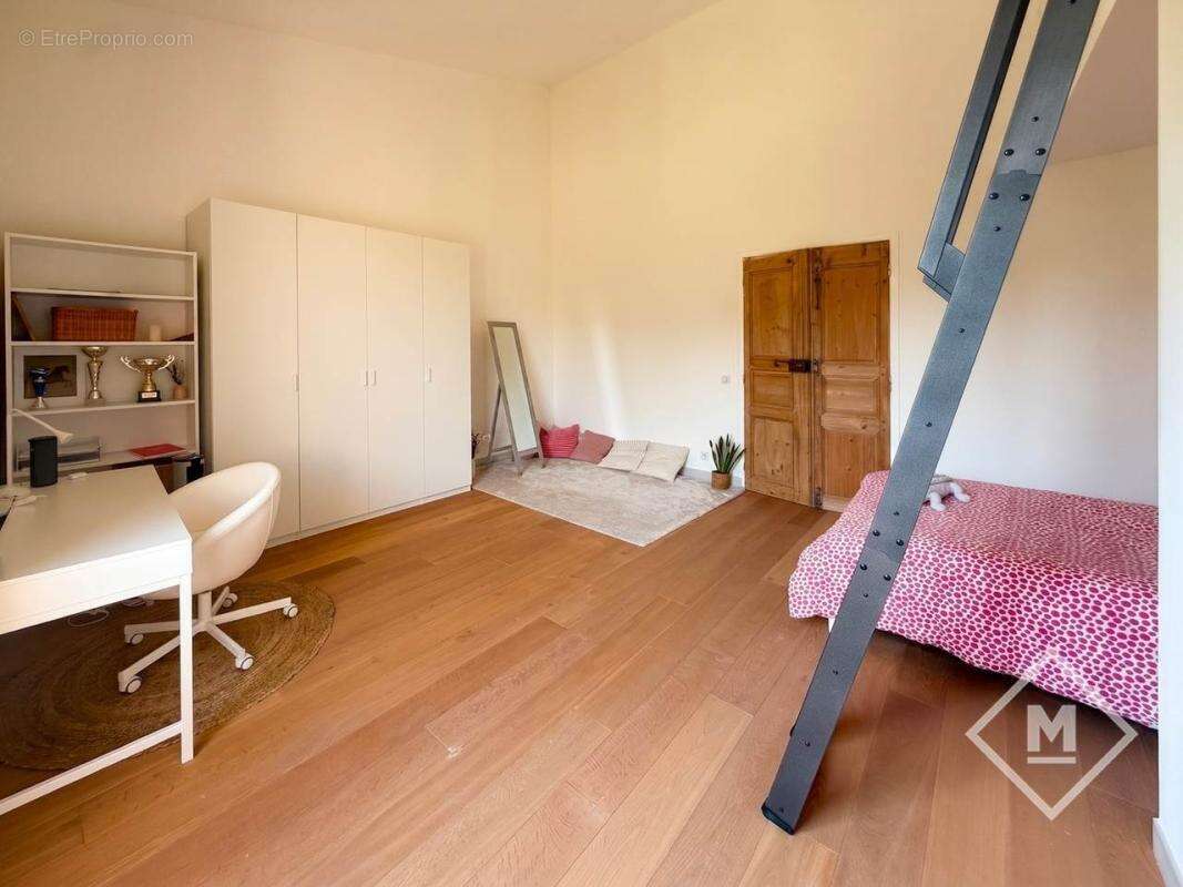 Ancien corps de ferme du XVIIᵉ siècle – 256 m² sur 5 000 m² de parc arboré - photo 33