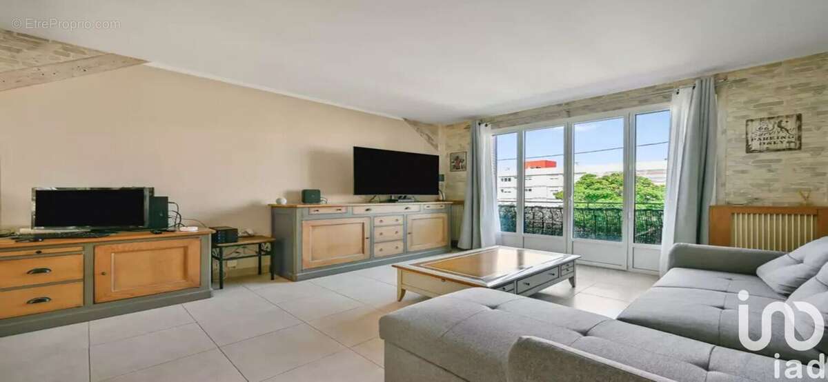 Photo 2 - Maison à RUEIL-MALMAISON