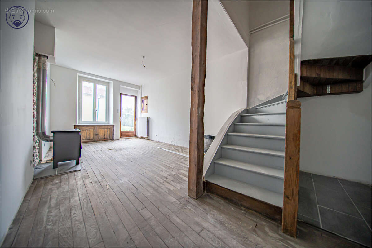 Maison à VAUCOULEURS