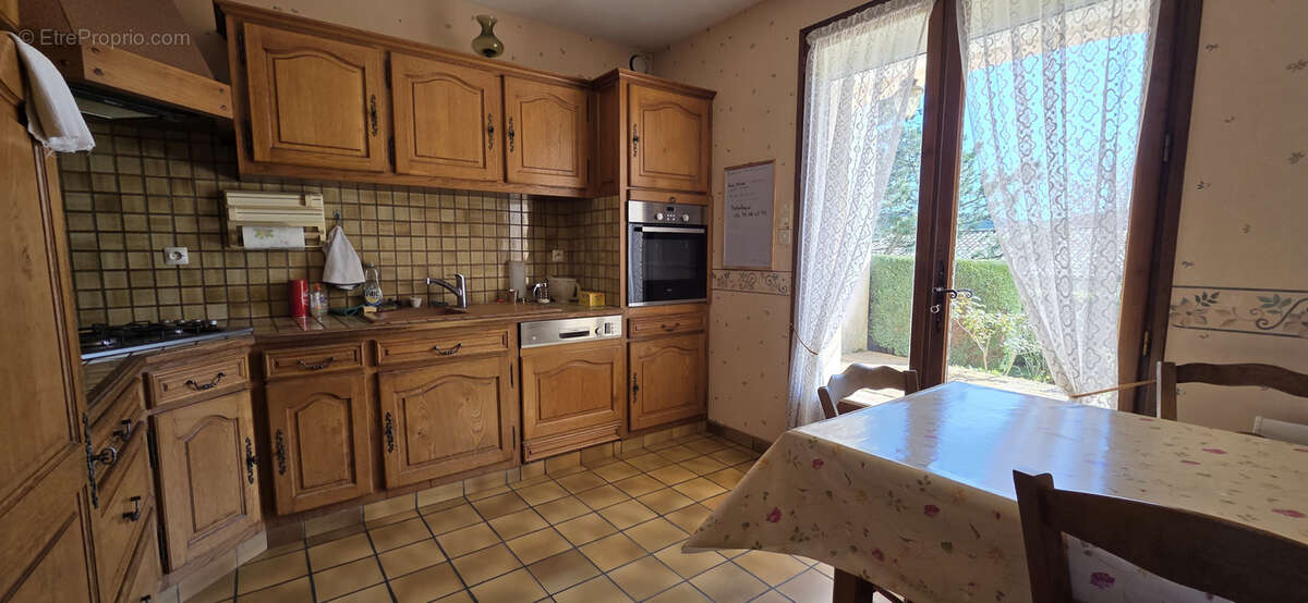 Maison à ALBOUSSIERE
