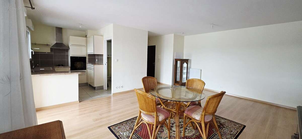 Appartement 71 m² à Lannion  - photo 3