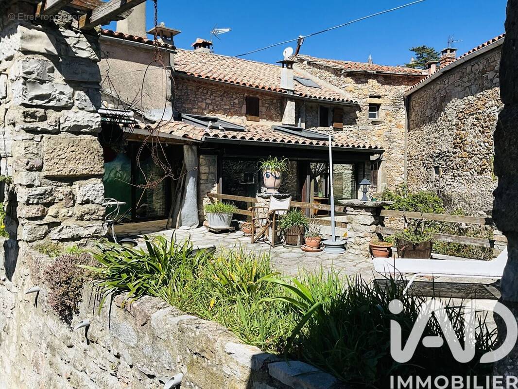 Photo 1 - Maison à MONTDARDIER