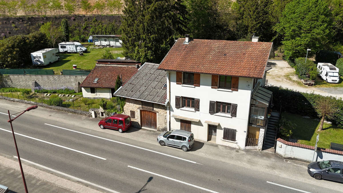 Saint-rambert-en-bugey   maison familiale 5 chambres - photo 18