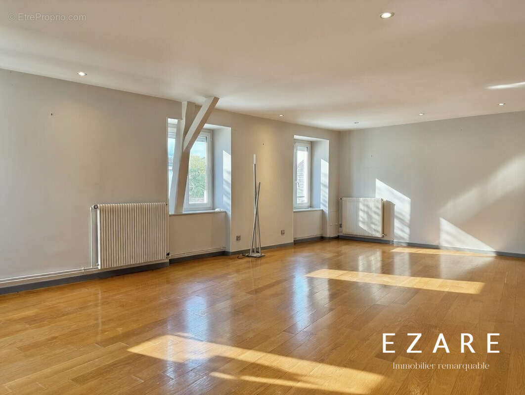 Appartement 216 m² à Chalon-Sur-Saone  - photo 2