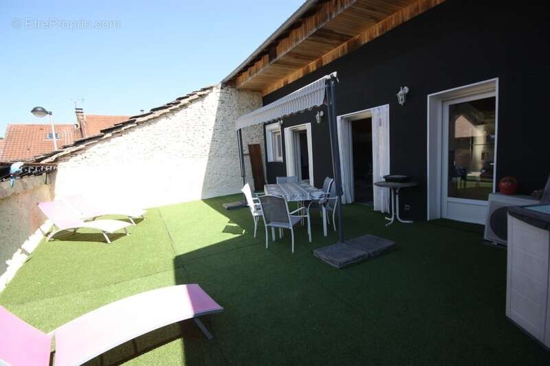 Maison à vendre 5 pièces ORDONNAZ (01) - photo 20