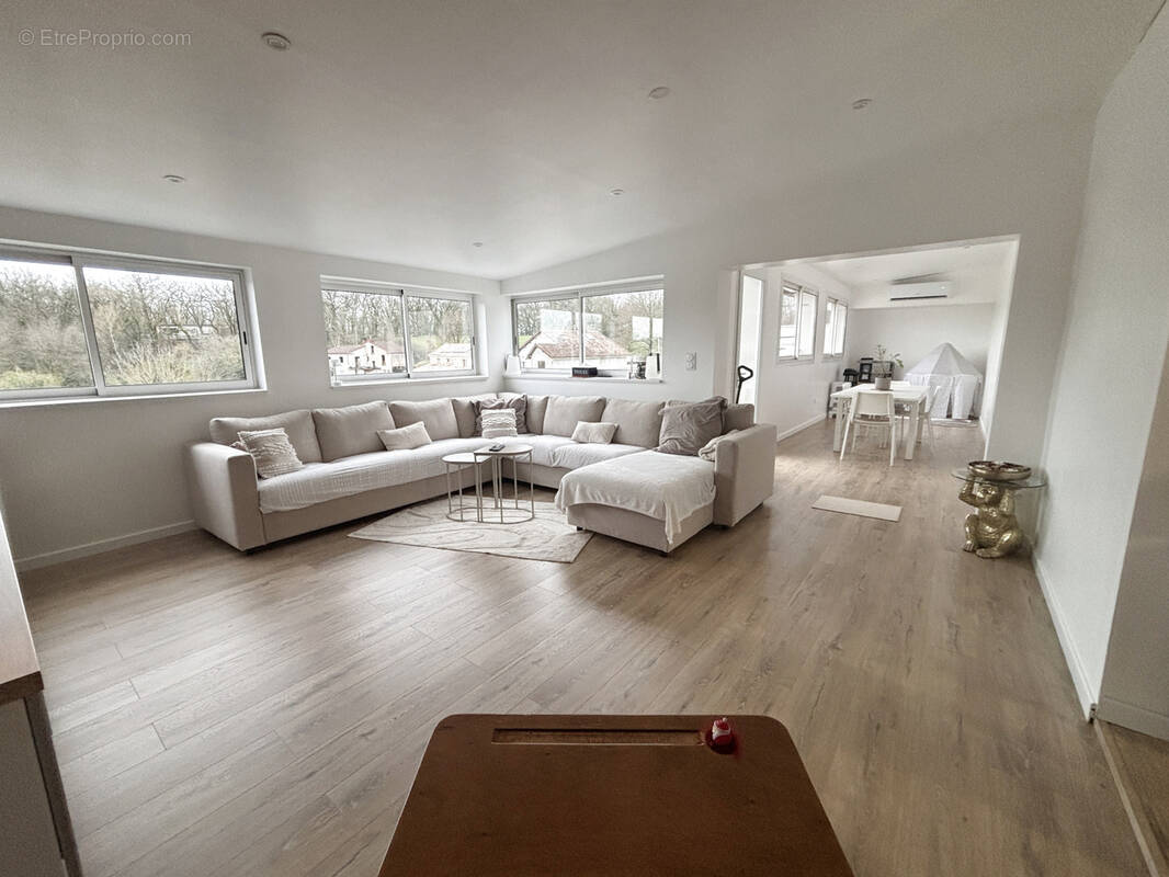 Maison à BLAYE-LES-MINES