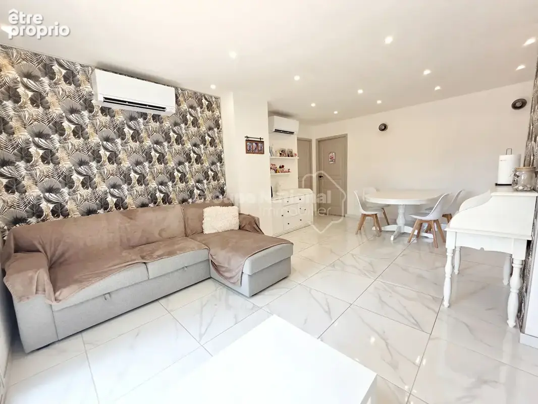 Maison de plain-pied rénovée,  80 m² , Miramas (13140) - photo 6