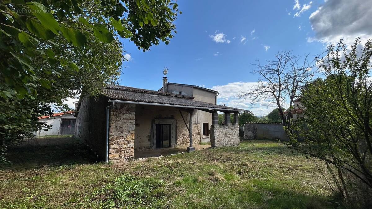 Maison à LEZOUX