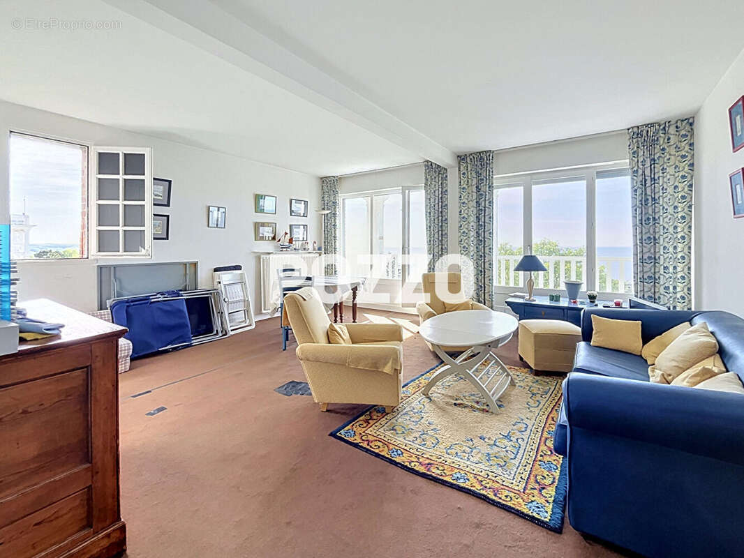 Appartement à TROUVILLE-SUR-MER