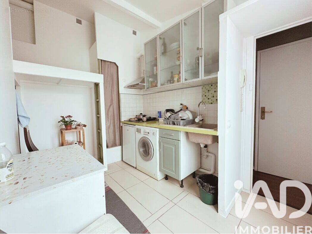 Photo 1 - Appartement à PARIS-18E