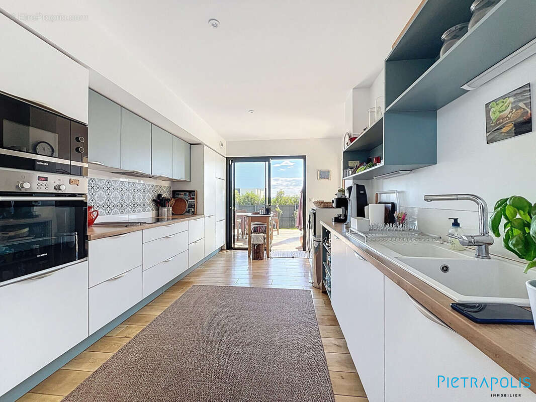 Maison à FLEURIEUX-SUR-L&#039;ARBRESLE