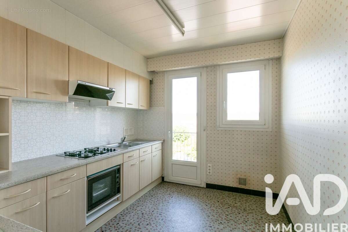 Photo 7 - Appartement à BRIVE-LA-GAILLARDE