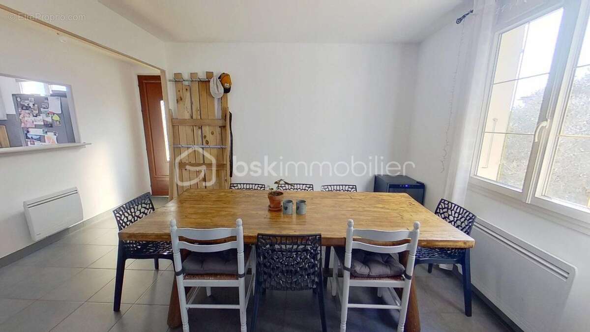Maison familiale avec piscine, jardin arboré et grand garage – 5 min Montélimar - photo 7