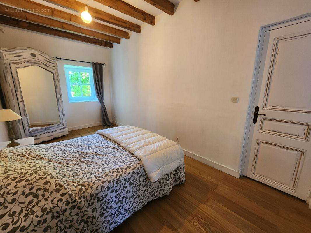 Maison à MANTHELAN