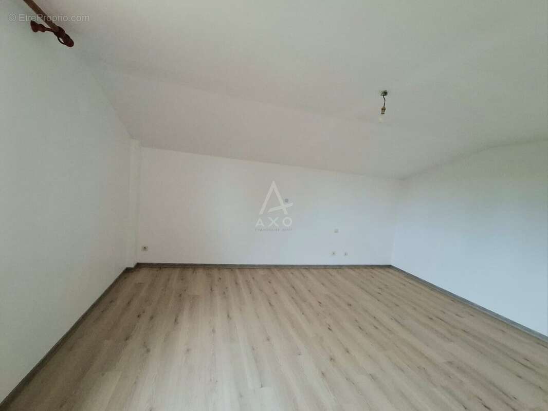 Maison à LA BOISSIERE