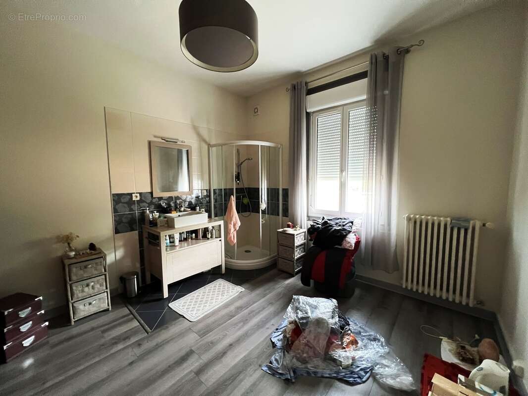 Maison 160 m² à Coutras  - photo 193