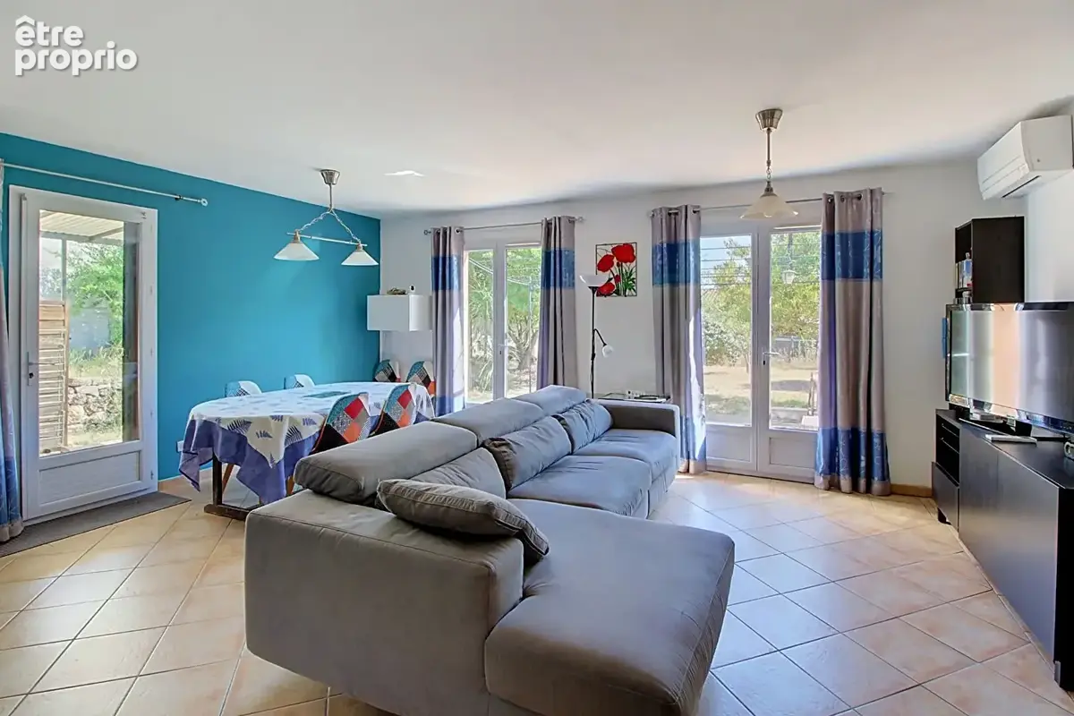 A vendre ! exclusivité a lorgues ! maison  5 pieces de plain-pied  de 88m² sur 1 250 m² de terrain - photo 4