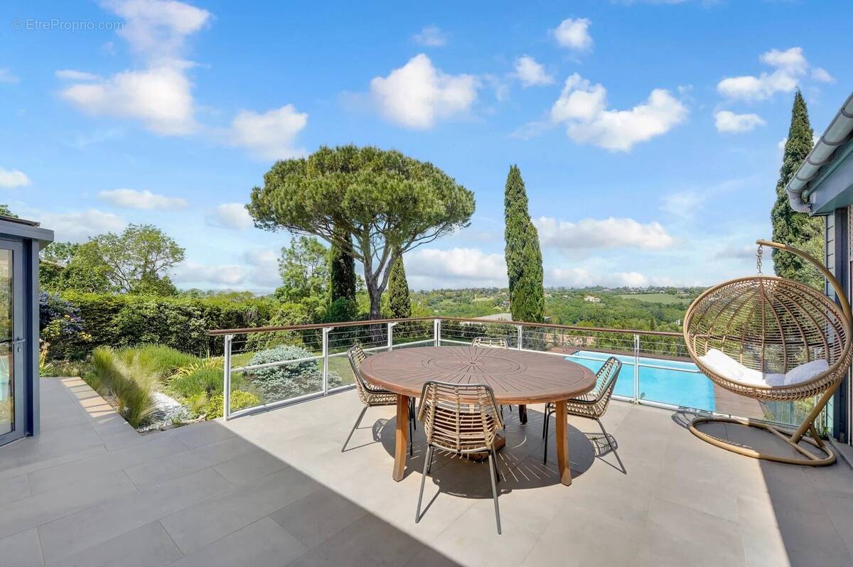 Maison à VIGOULET-AUZIL