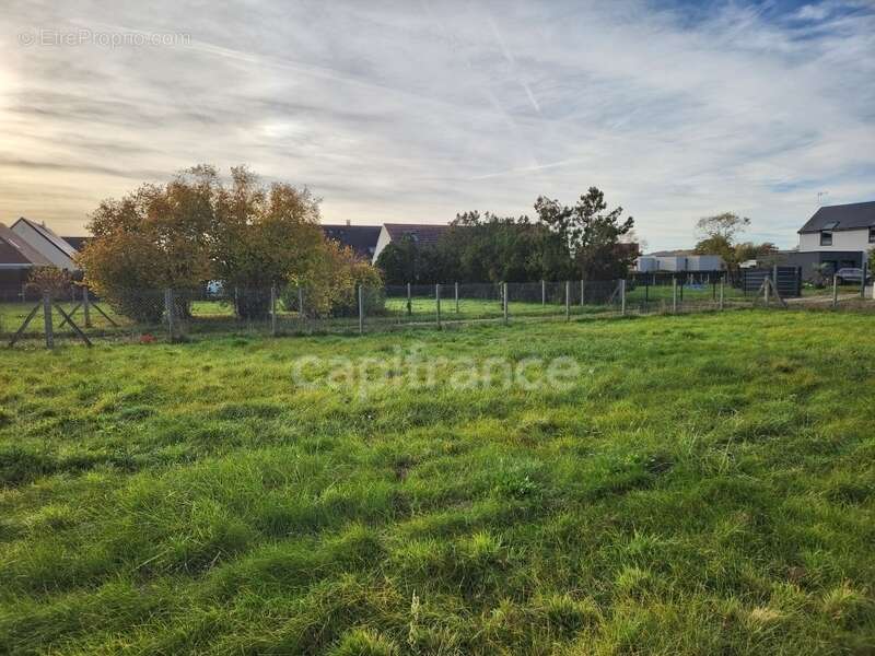 Terrain à PACY-SUR-EURE