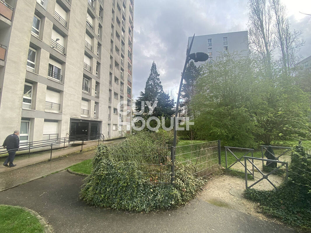 Appartement à AULNAY-SOUS-BOIS