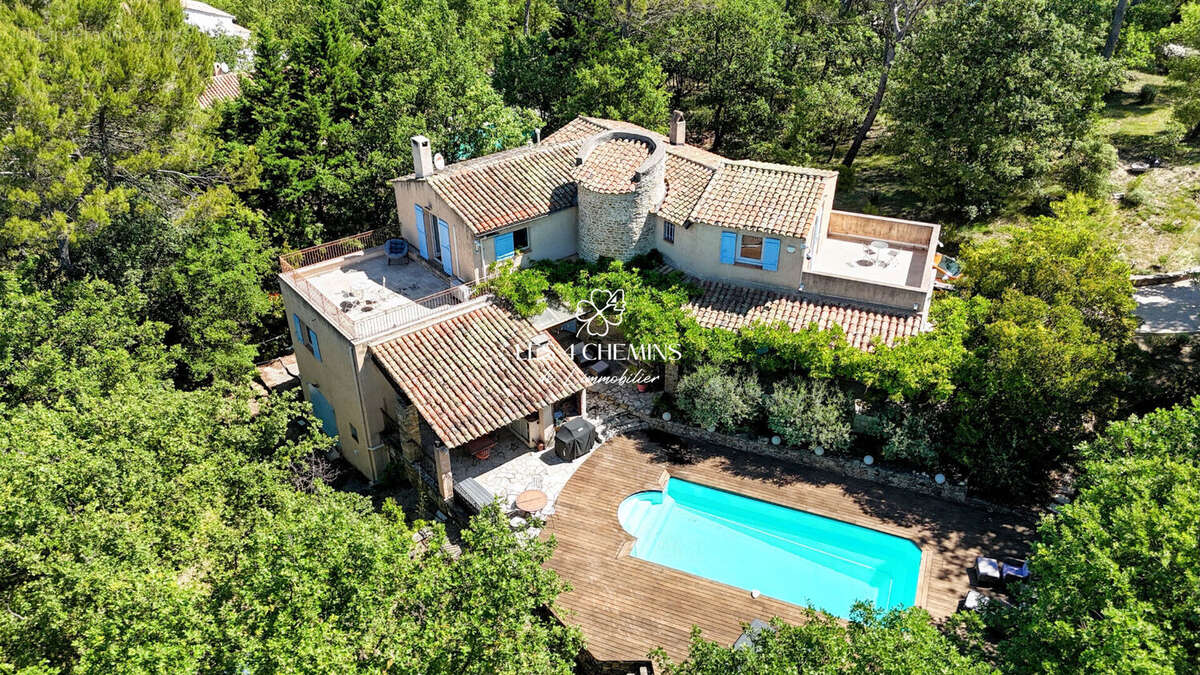 A vendre, belle villa  provençale 7 pièces 270 m2 sur 5000 m2 boisé - photo 18