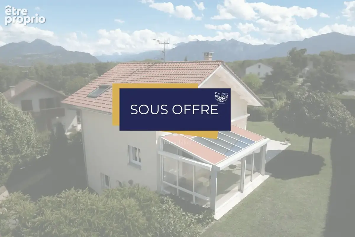 Maison à PERS-JUSSY