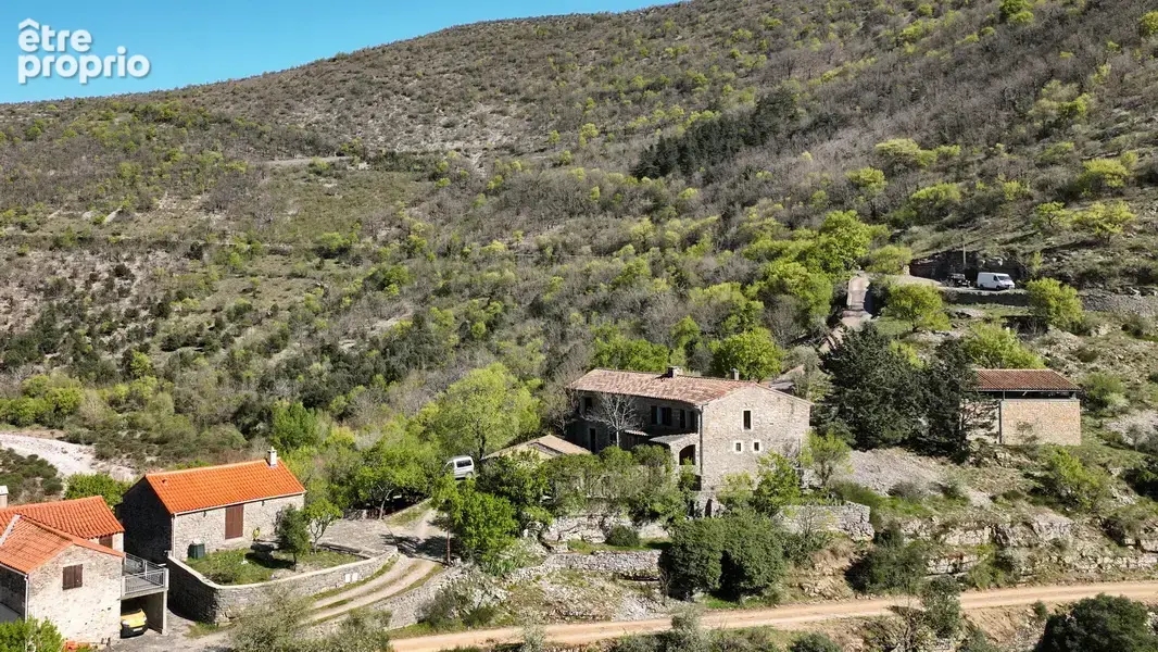 Plateau du larzac  domaine d'exception en position dominante hameau isolé · vue panoramique · 1h15 de montpel - photo 29