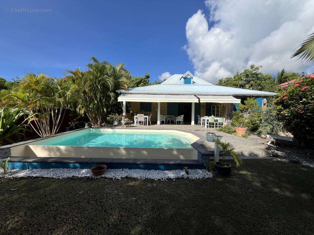 Maison à SAINTE-ANNE