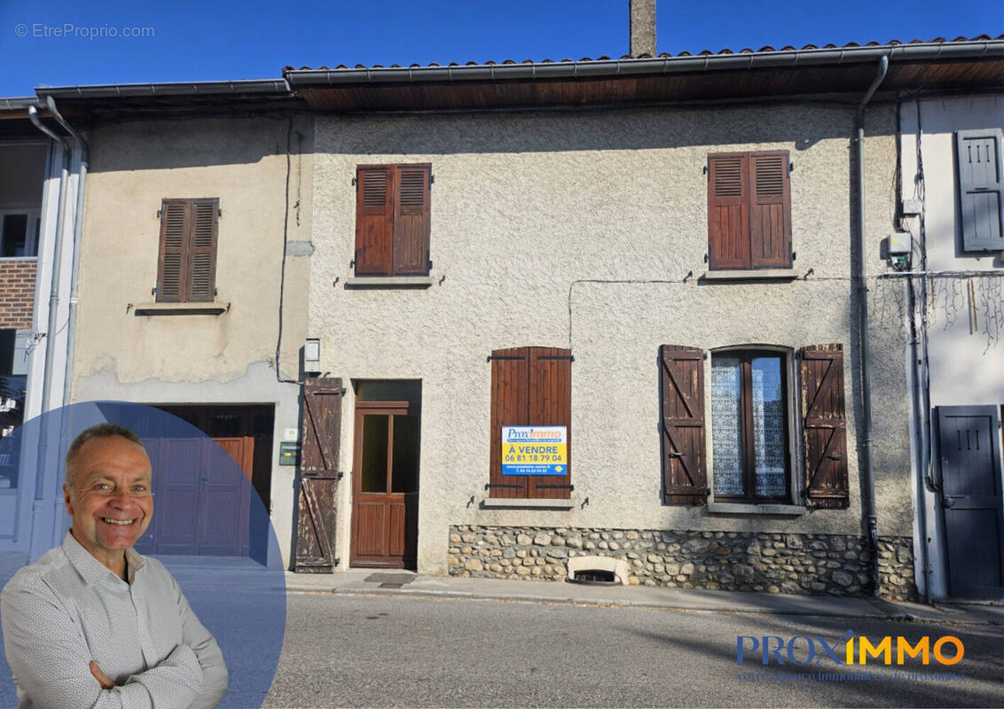 Maison à VIRIEU