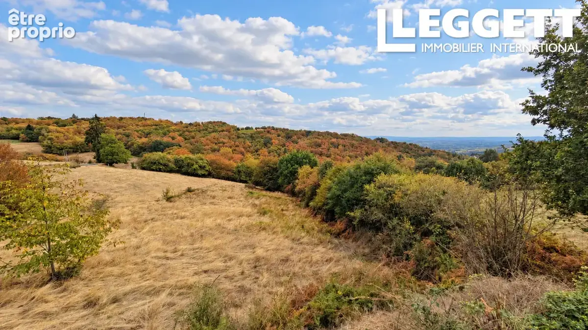 Grange de caractère en pierre avec terres et dépendances - photo 8