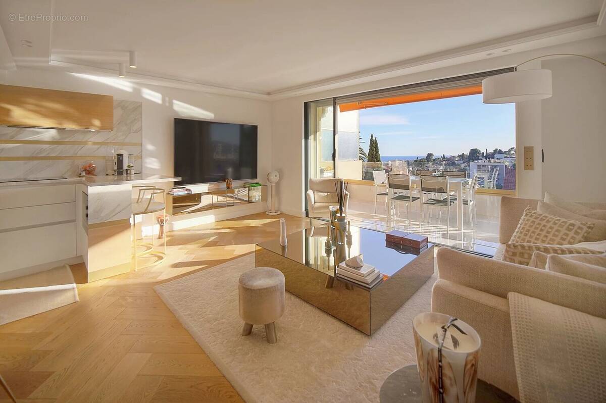 Appartement à LE CANNET