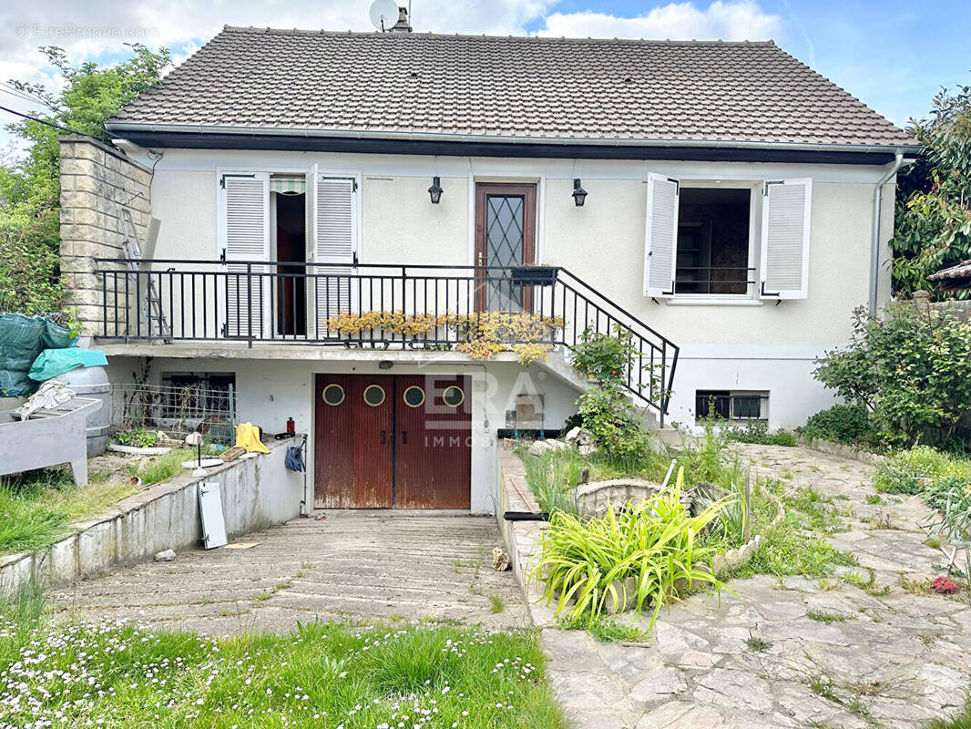 Maison à HOUILLES